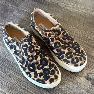 Steve Madden Tan and Black Leopard Canvas Slip-Ons